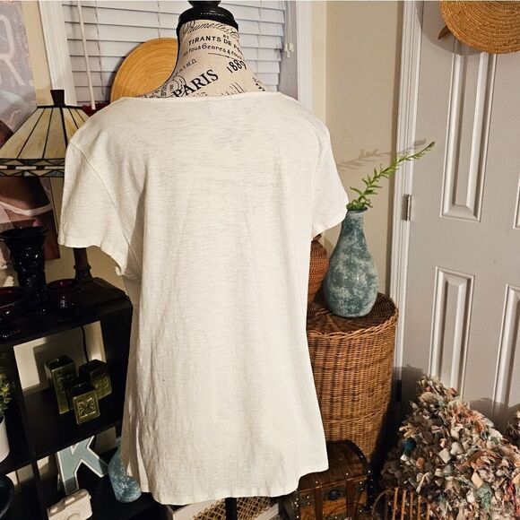 Jaclyn Smith Crochet Sequins Detail Stylish Short Sleeve Tee. - Picture 5 of 14